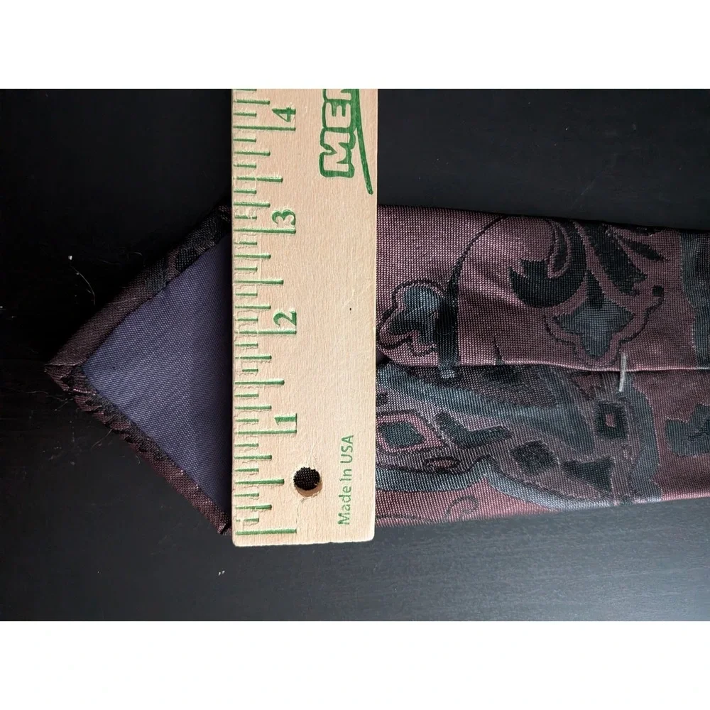 Vintage Bugle Boy Men's Necktie Burgundy Purple Floral Business‎ Wedding 57